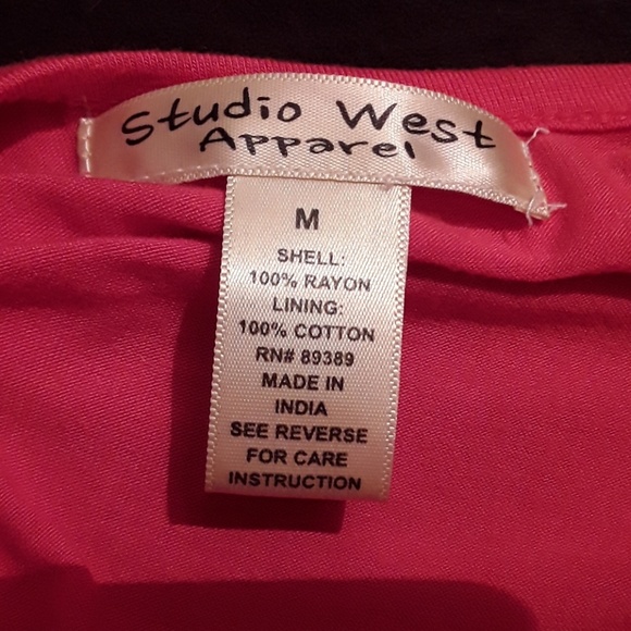 Gorgeous Crocheted Summer Dress - Picture 4 of 8